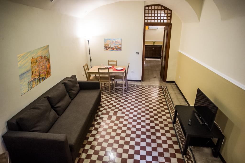 Casa Vacanze Amedeo Неаполь Екстер'єр фото